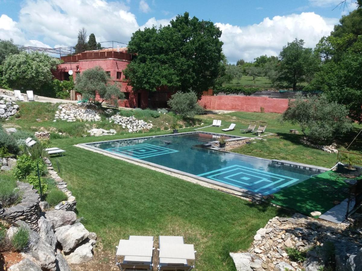 La Medievale Du Luberon Roussillon en Isere Exterior foto